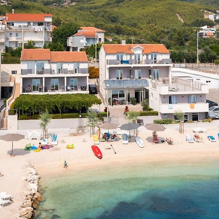 Seaside Luxury Suites Podstrana Bagian luar foto