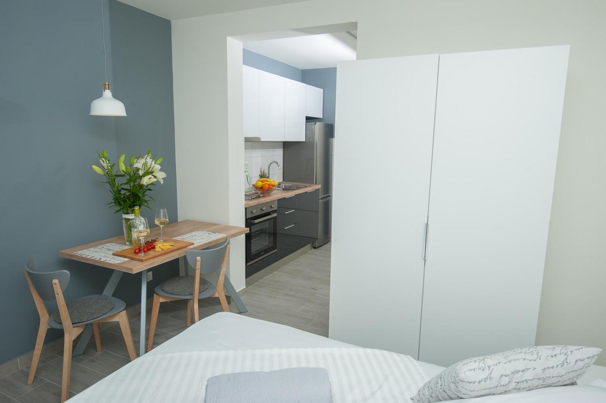 Seaside Luxury Suites Podstrana Ruang foto