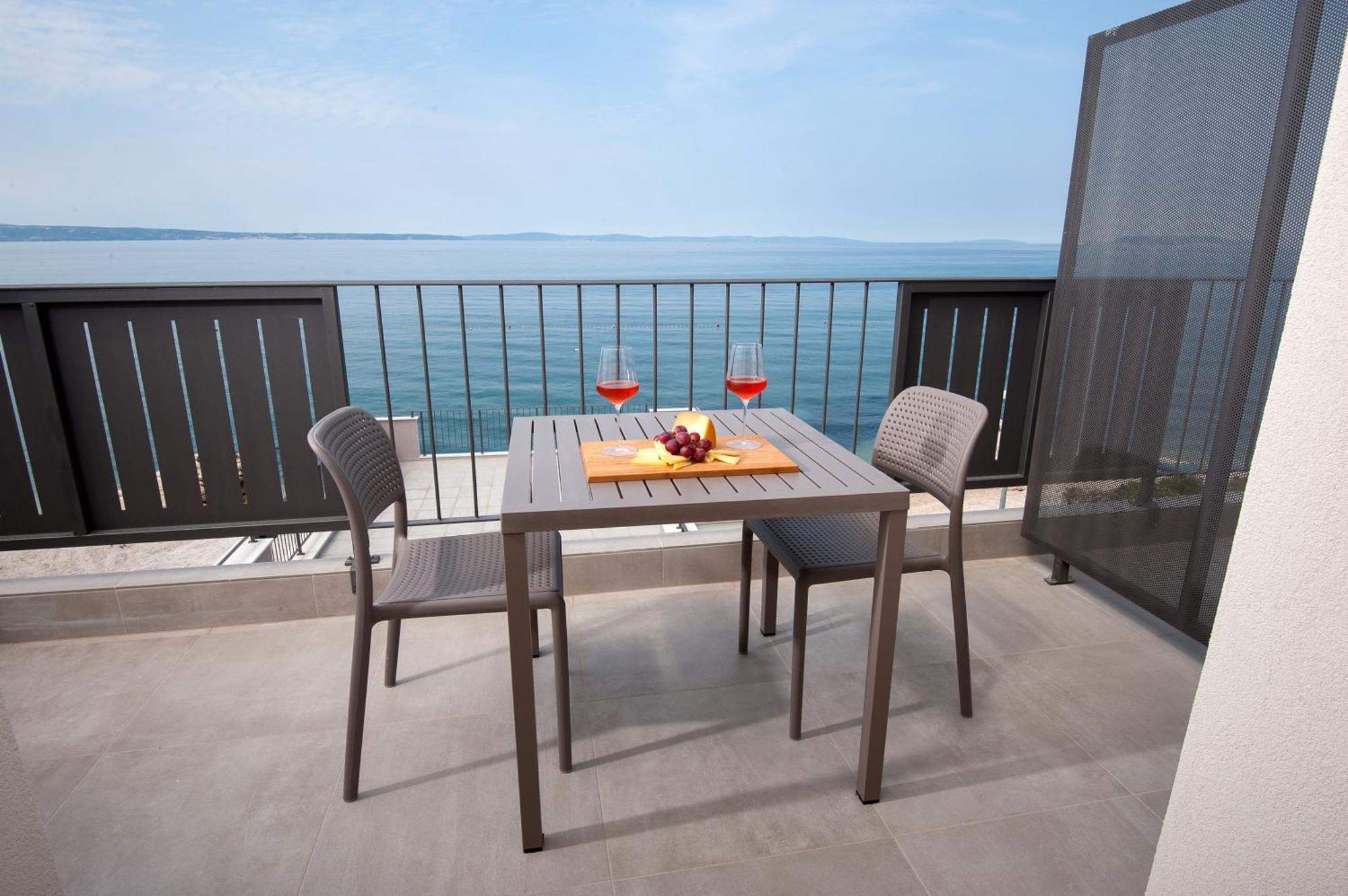 Seaside Luxury Suites Podstrana Ruang foto
