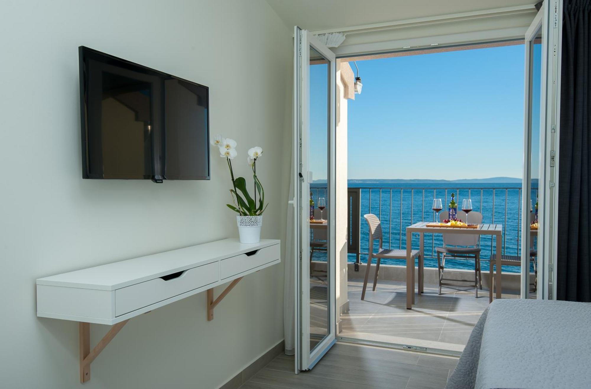 Seaside Luxury Suites Podstrana Ruang foto