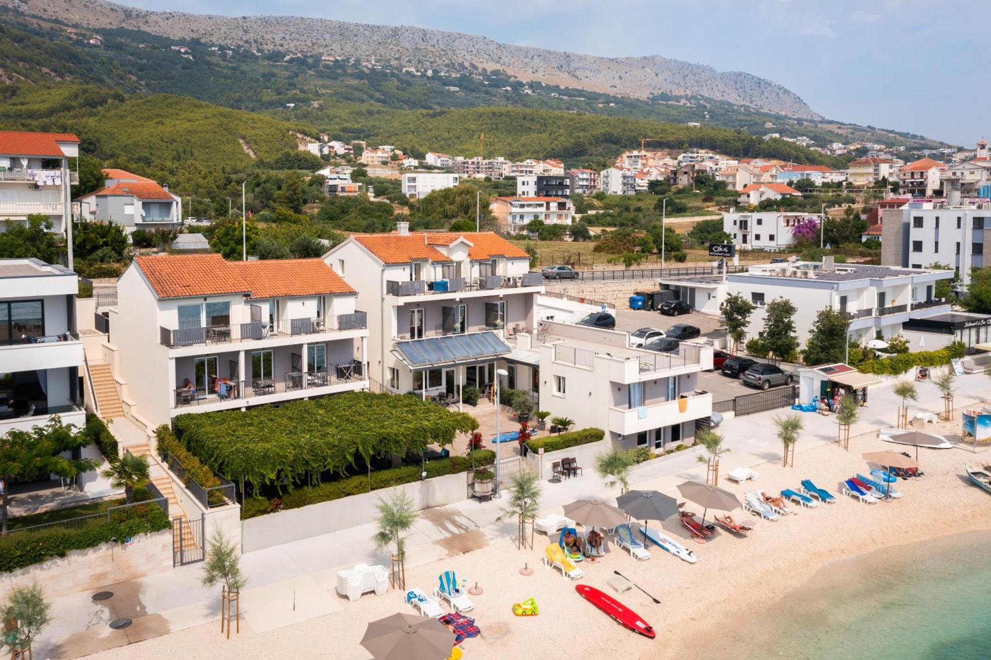 Seaside Luxury Suites Podstrana Bagian luar foto
