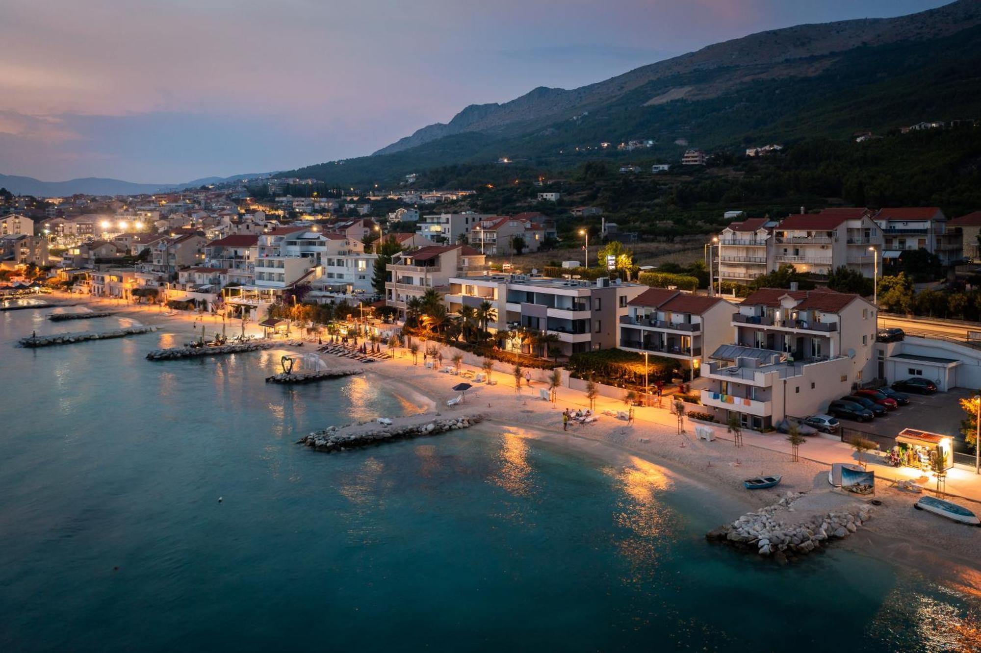 Seaside Luxury Suites Podstrana Bagian luar foto