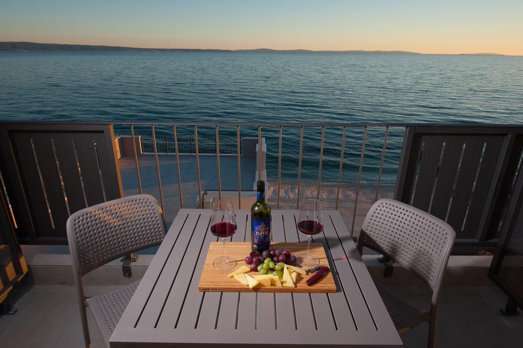 Seaside Luxury Suites Podstrana Bagian luar foto
