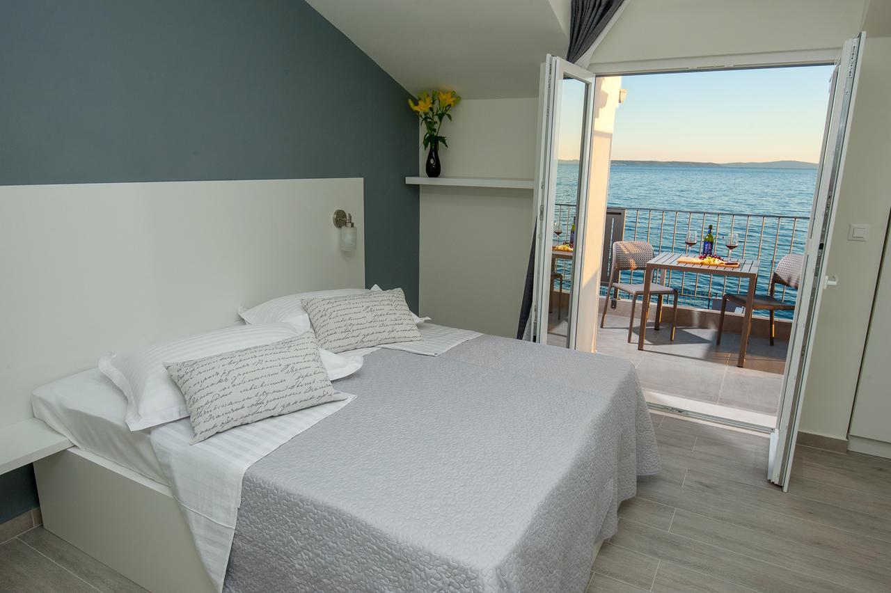 Seaside Luxury Suites Podstrana Ruang foto