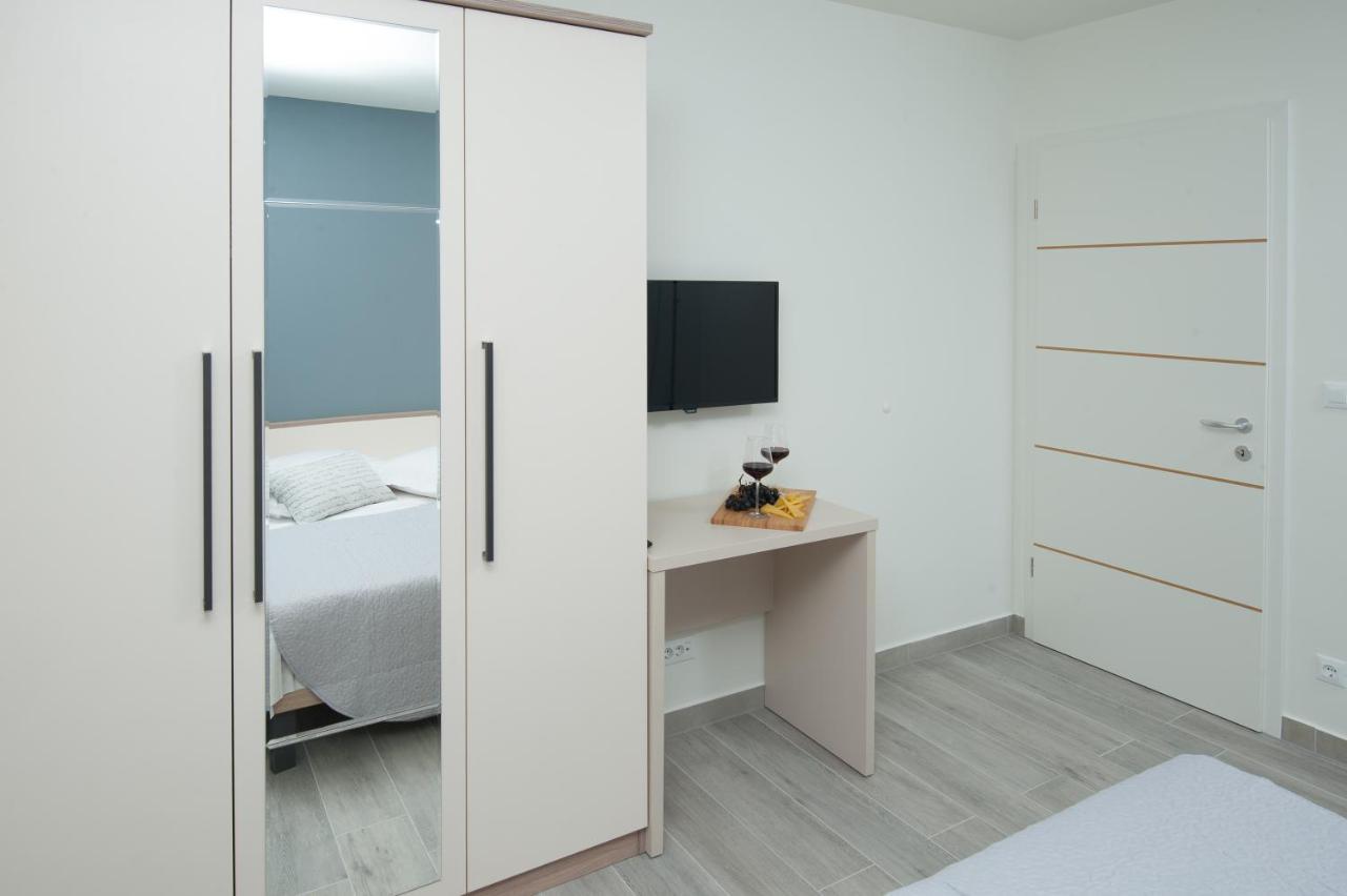 Seaside Luxury Suites Podstrana Ruang foto